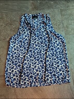Cynthia Rowley Blue and Navy Floral Shell
